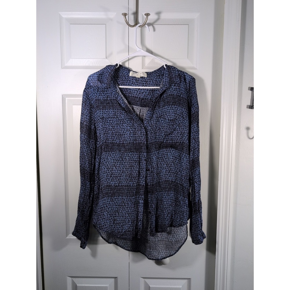 Cloth and Stone Top Womens M Button Shirt Semi Sheer Blue Black Printed‎ BOHO